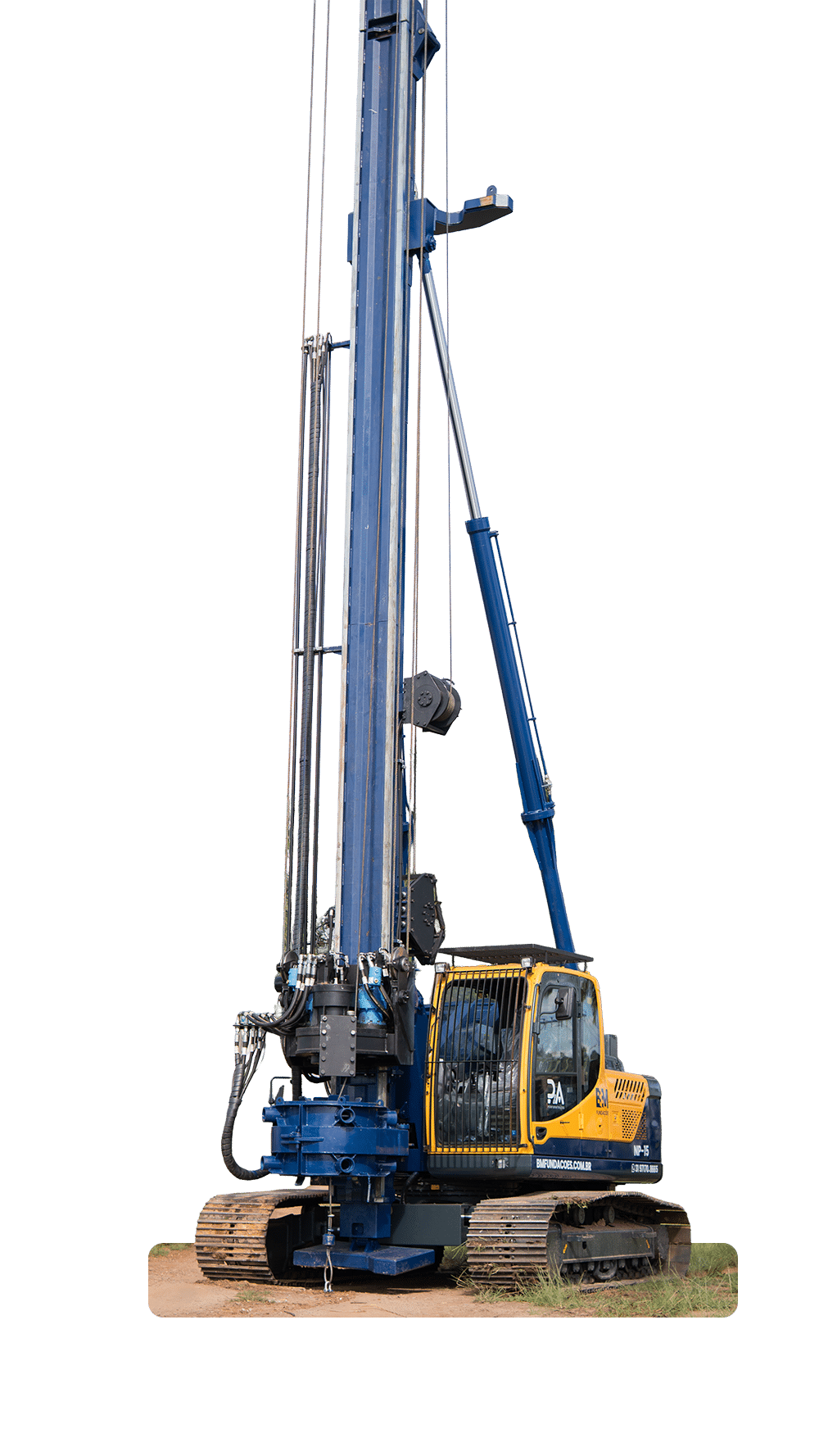 Equipamento Hélice Contínua Monitorada em operação